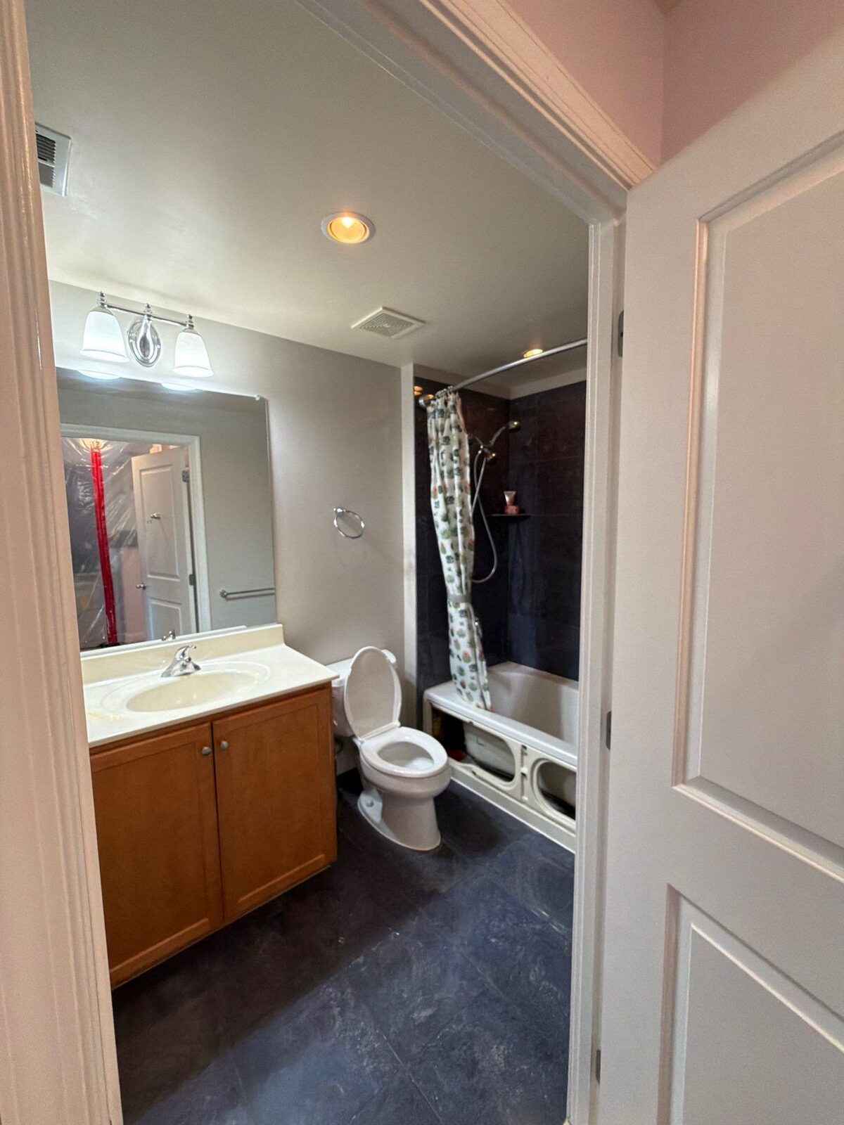 clean restored bathroom after mitigation, Arlington VA